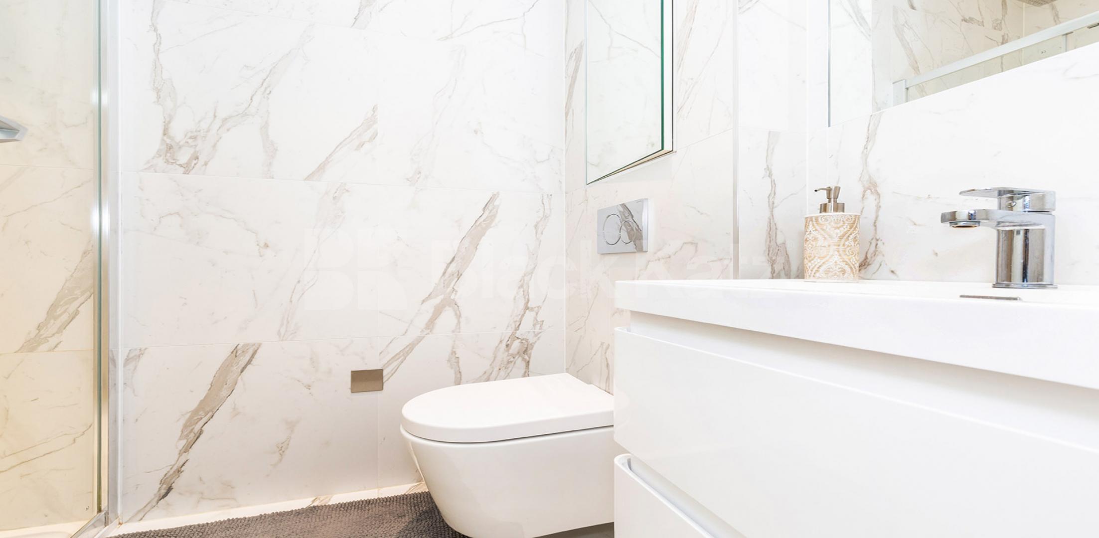 			 **Includes Water and Electricity**, Studio Apartment, 1 bath, 1 reception Apartment			 Hornsey Road, HOLLOWAY / FINSBURY PARK N7